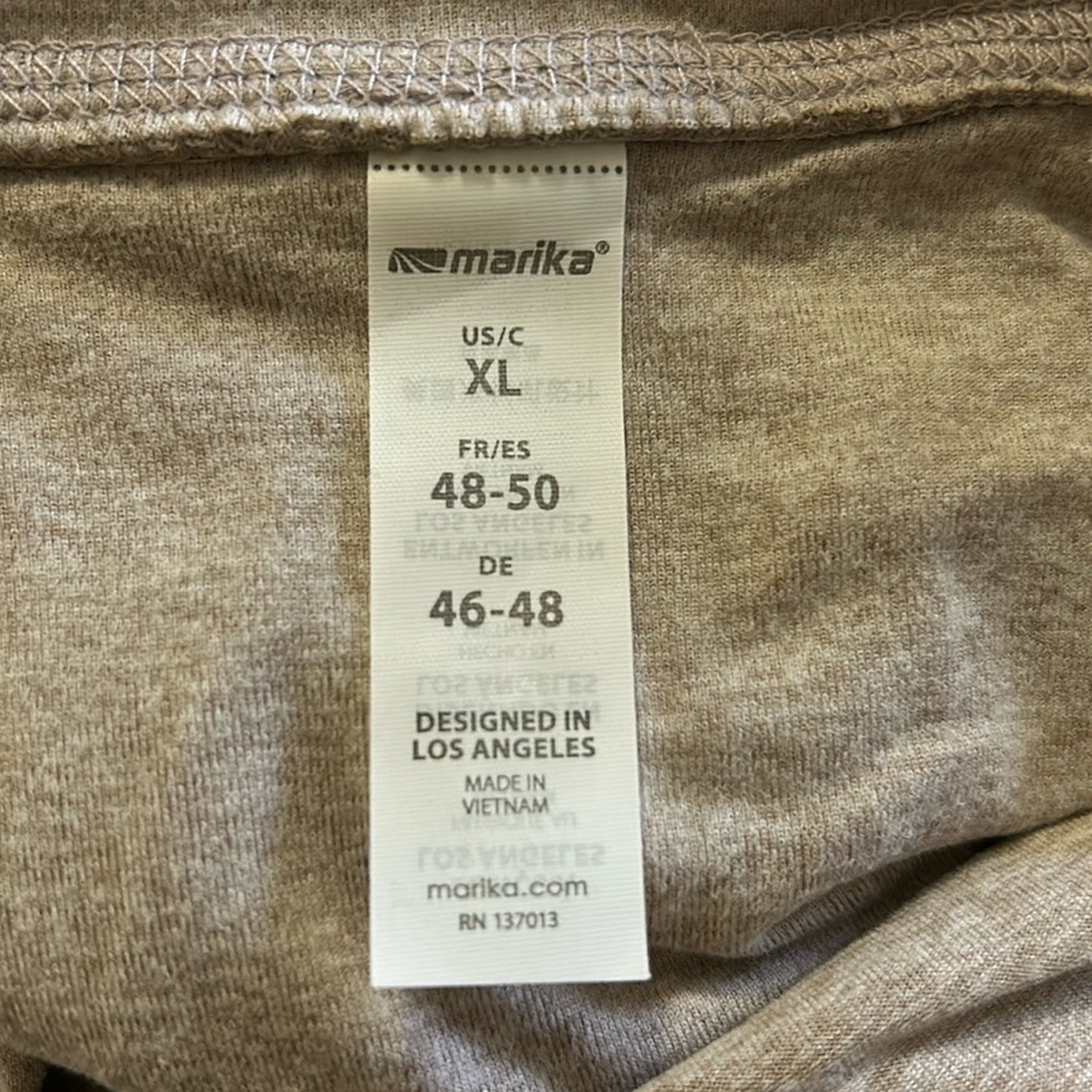 Marika turtleneck XL